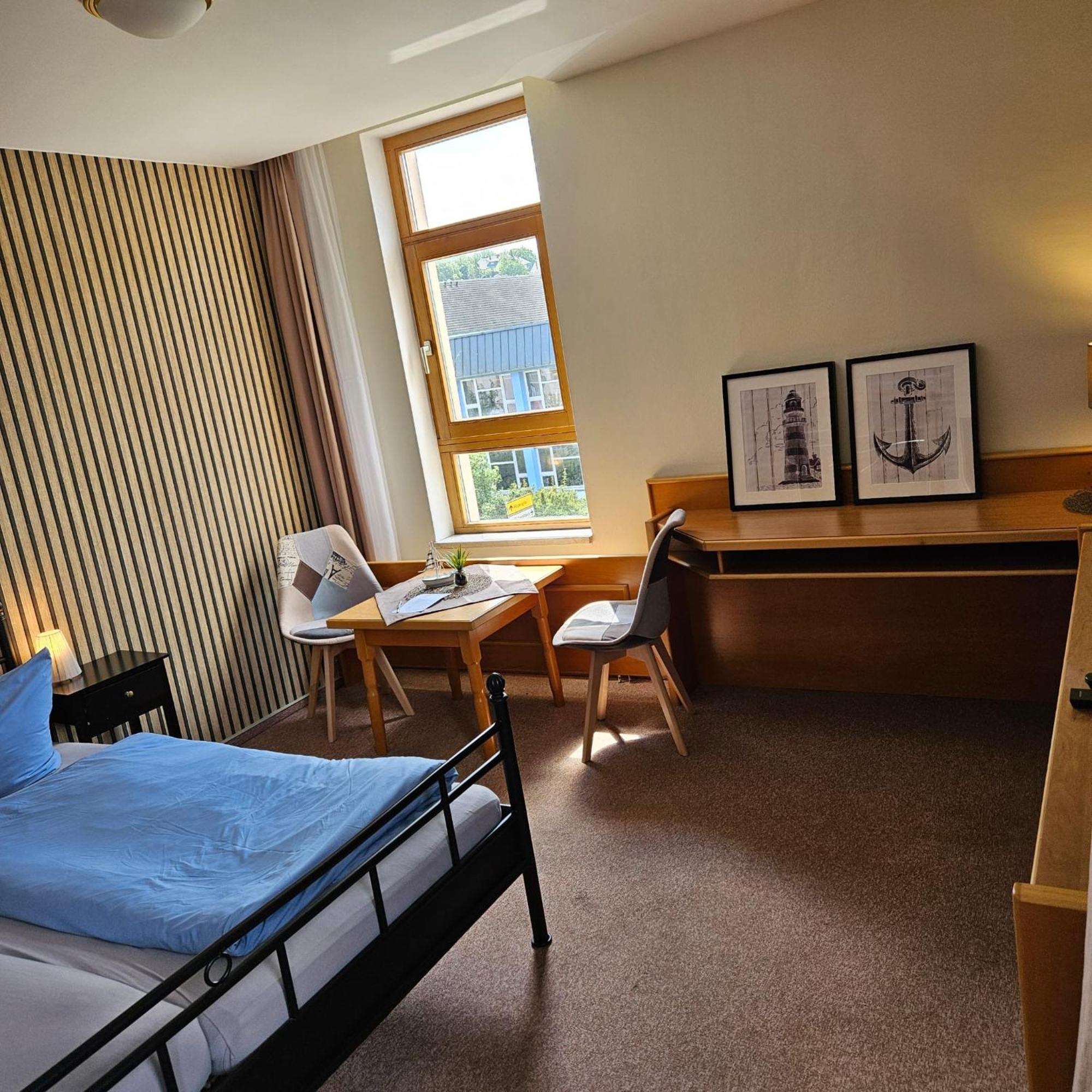 Hotel Garni Rodewisch Exterior photo